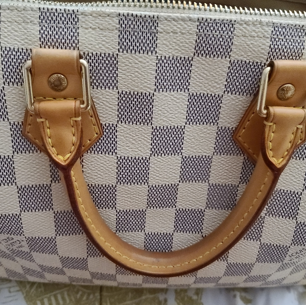 Authentic Louis Vuitton Speedy 25 in Damier Azur.